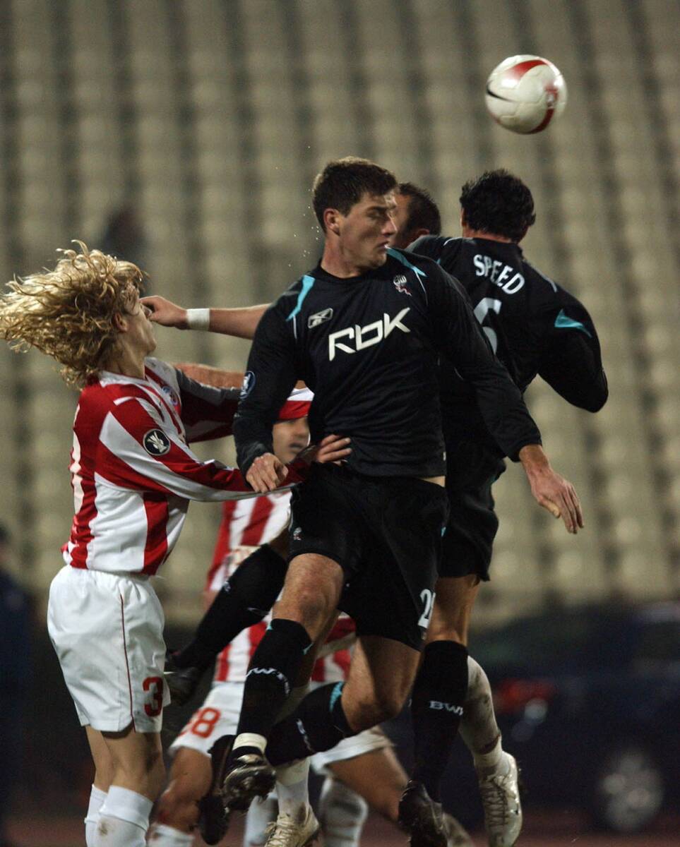 Bolton Crvena zvezda (9).jpg