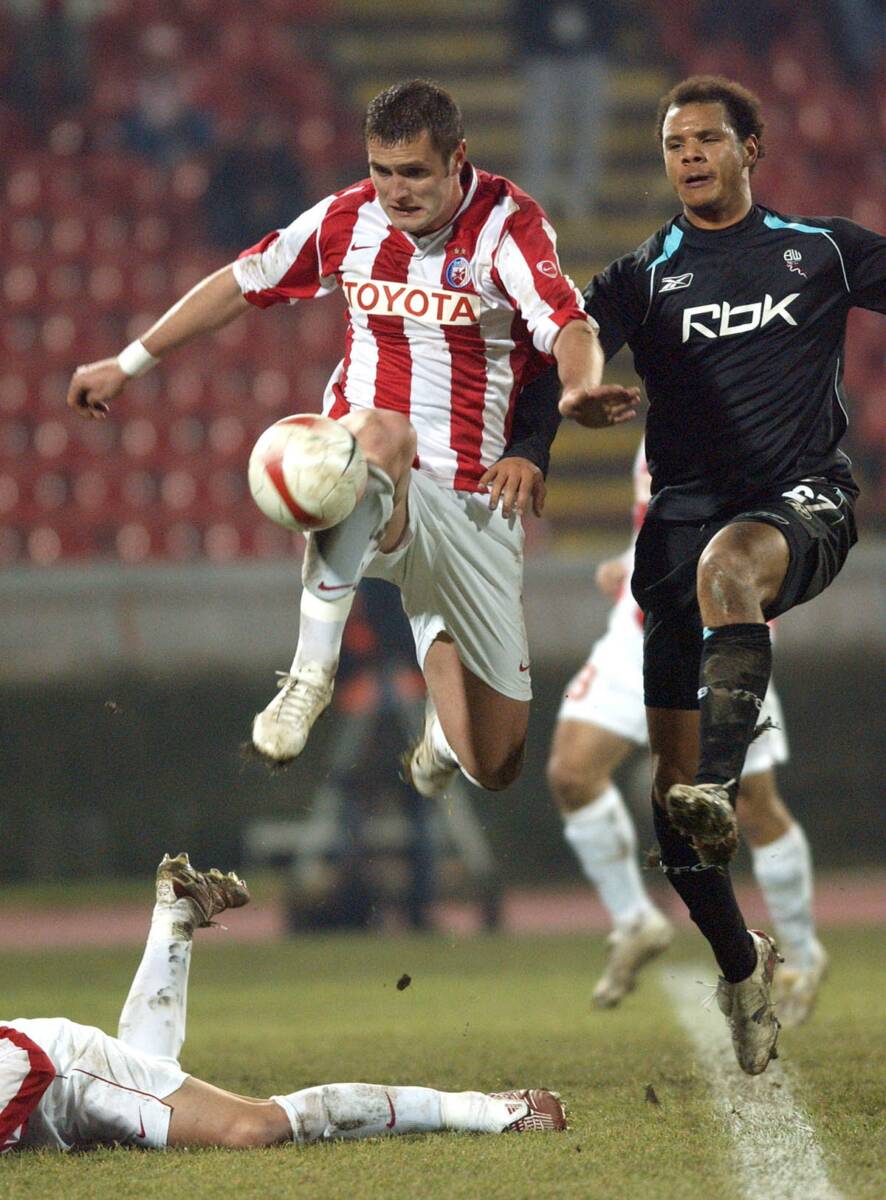 Bolton Crvena zvezda (16).jpg