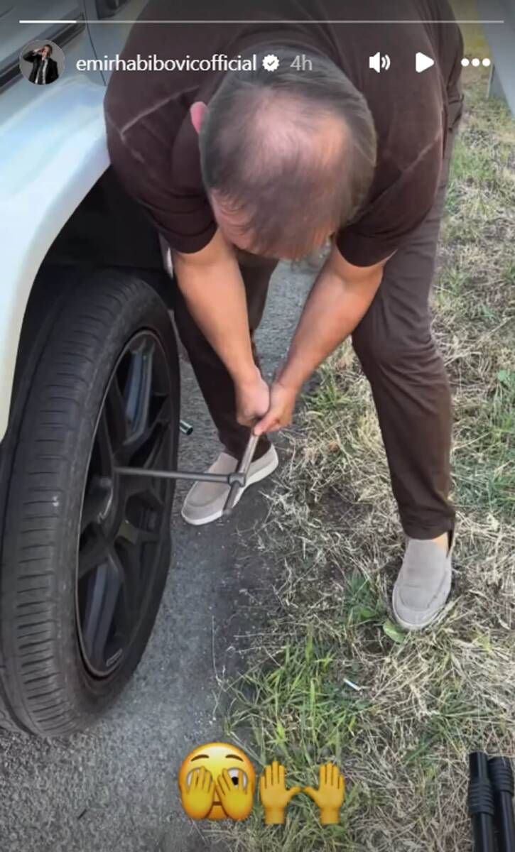 Emiru Habiboviću pukla guma  (3).jpg