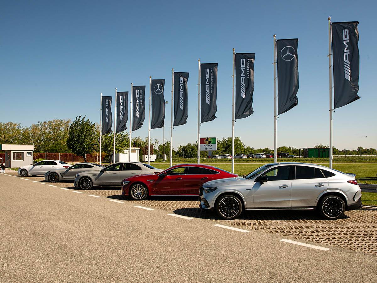 AMG Mercedes (3).jpg