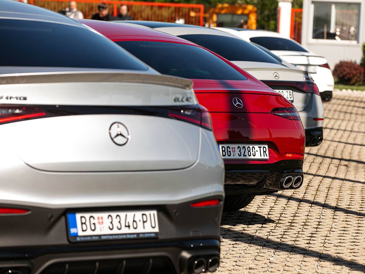 AMG Mercedes (7).jpg