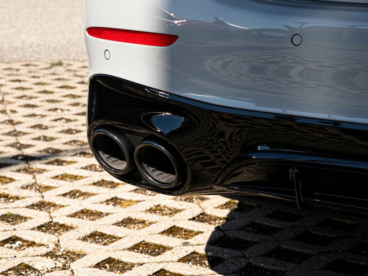 E 53 HYBRID 4M+ (11).jpg