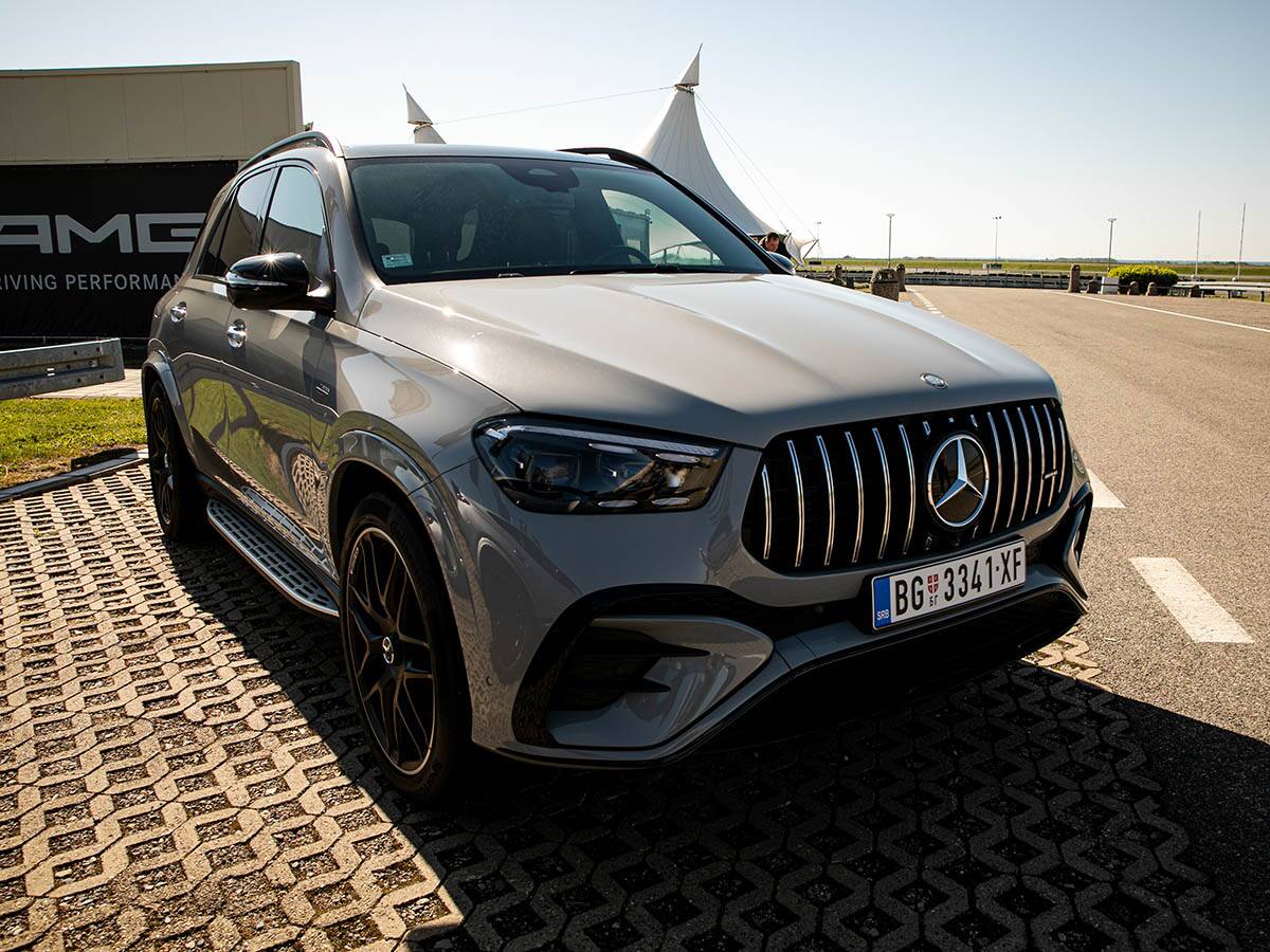 GLE 53 4M+ (1).jpg