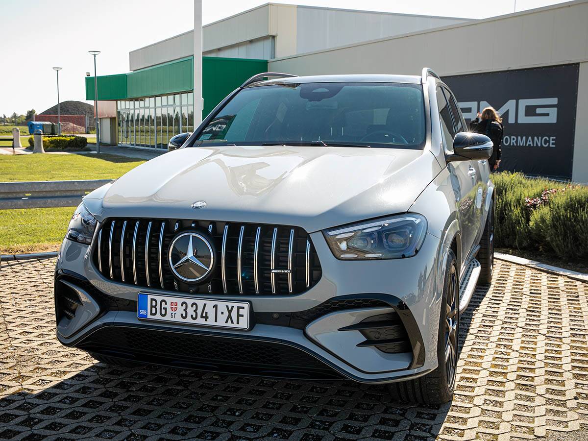 GLE 53 4M+ (3).jpg