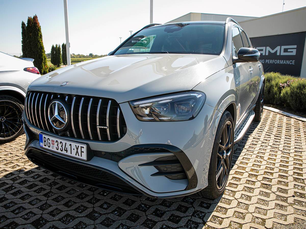GLE 53 4M+ (5).jpg
