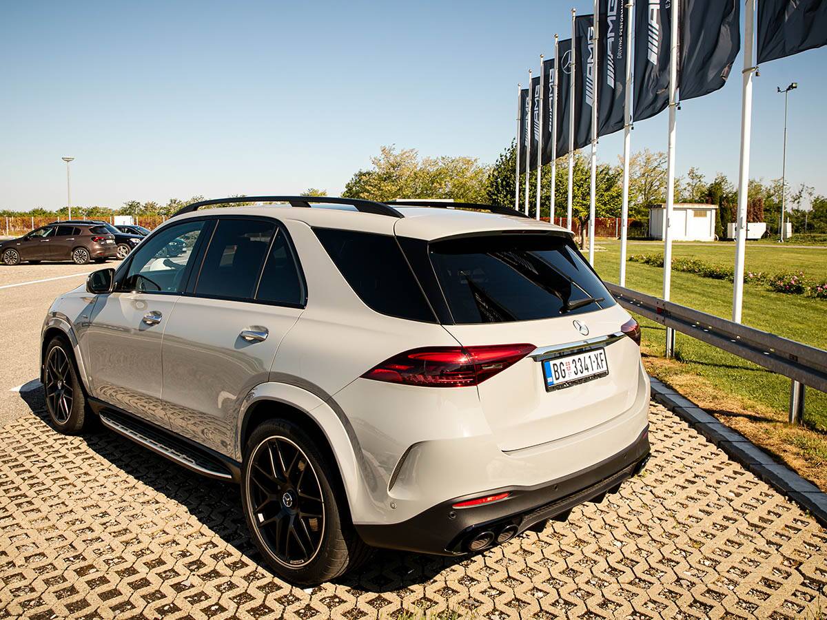 GLE 53 4M+ (21).jpg
