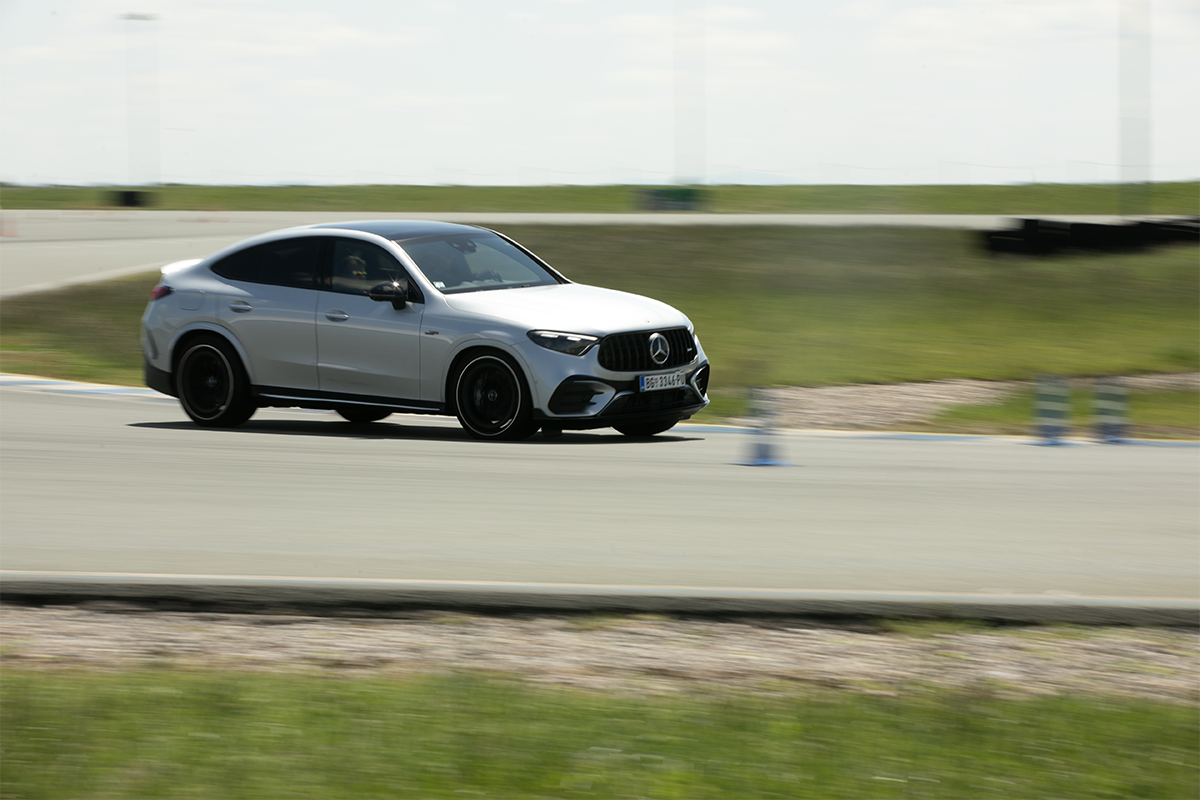AMG Mercedes  (1).png