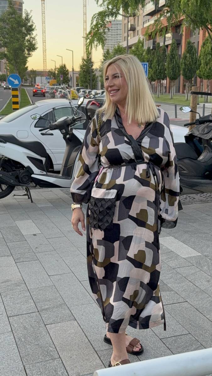 Trudna Dea Djurdjevic na reviji Bate Spasojevica (3).jpg