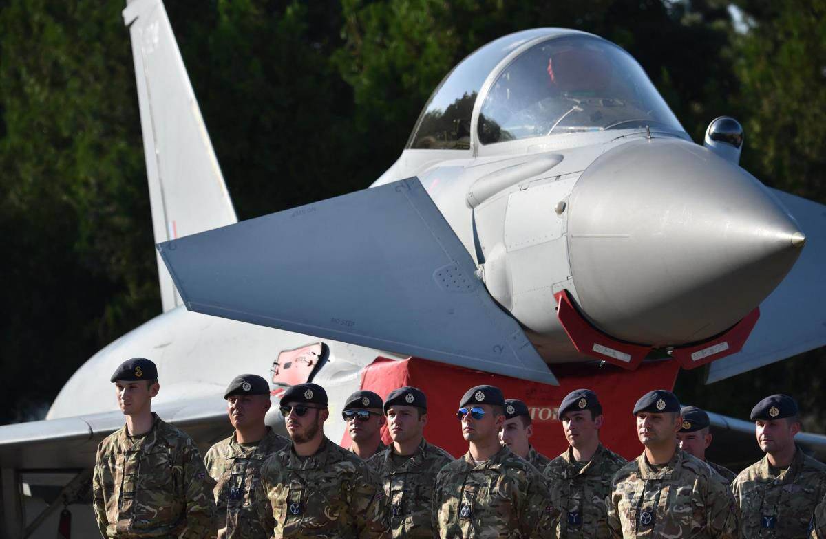 NATO vazduhoplovna baza Mihail Kogalničeanu u Rumuniji, najveća u Evropi (6).jpg