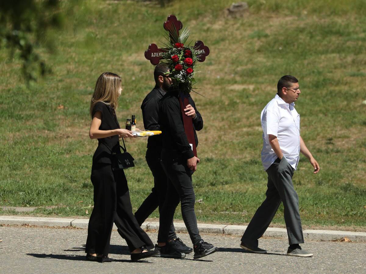 Povorka Aleksandar Nešović (13).jpg