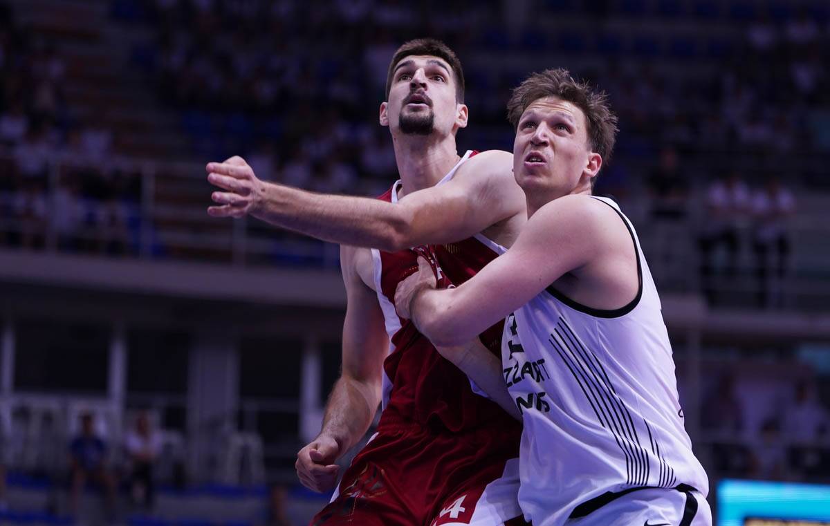 Partizan FMP F4 KLS (1).jpg