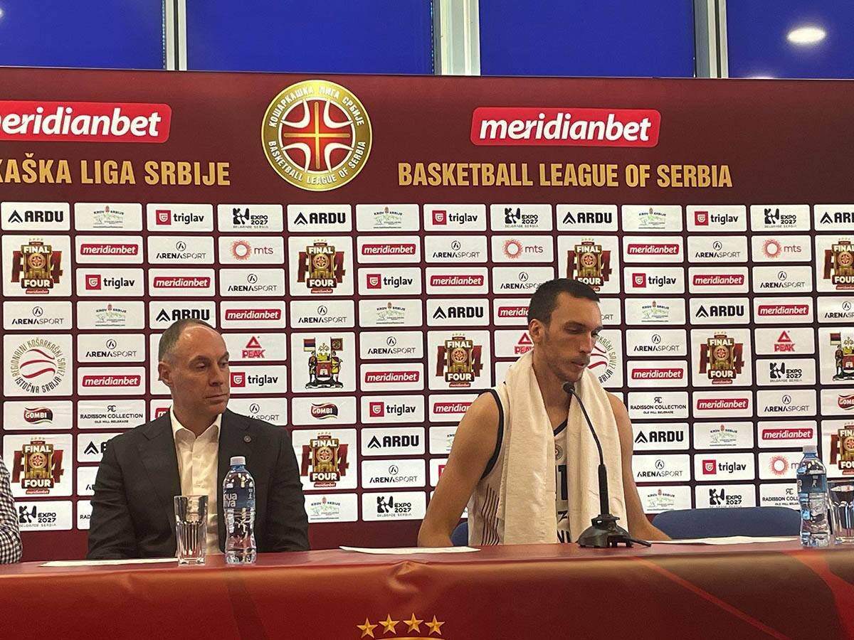 Ocokoljic i Pokusevski konferencija (3).jpg