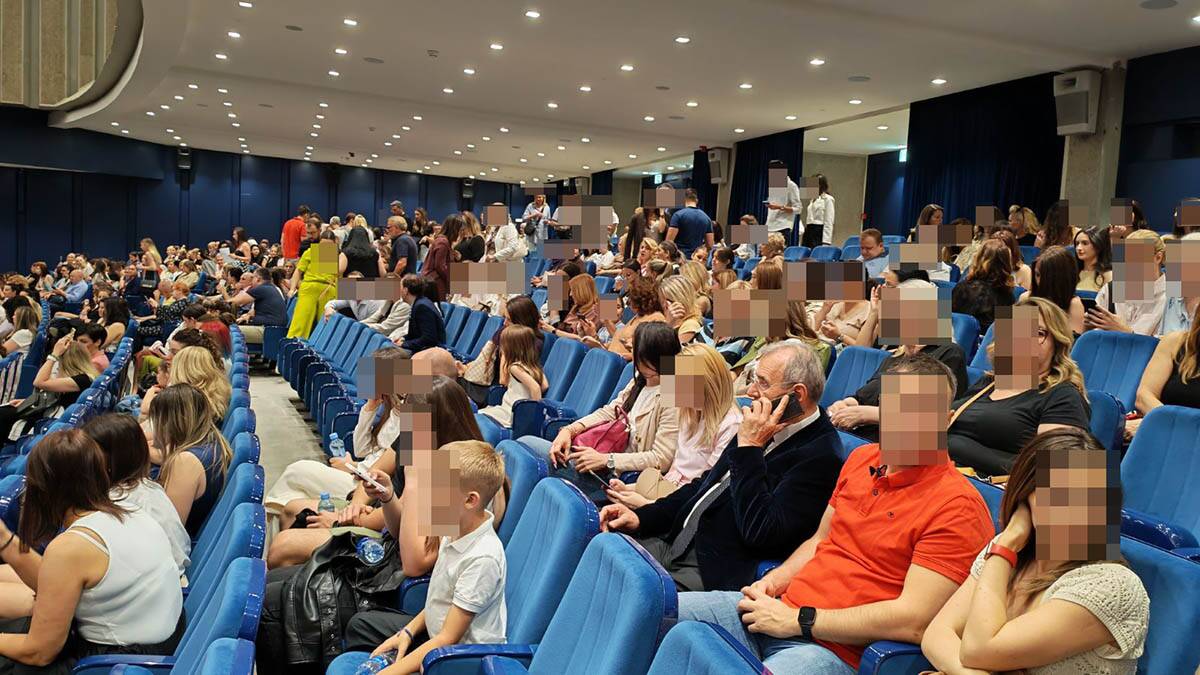 Čeda Marković na koncertu Marije Šerifović 1.jpg