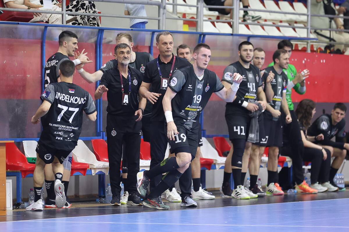 Partizan -  Vojvodina, rukomet 2.JPG