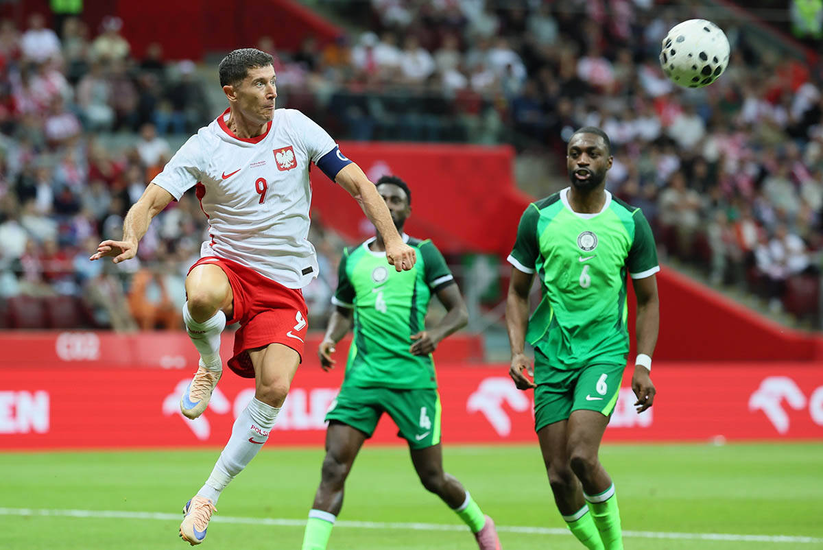 Robert Lewandowski Poland  (8).jpg