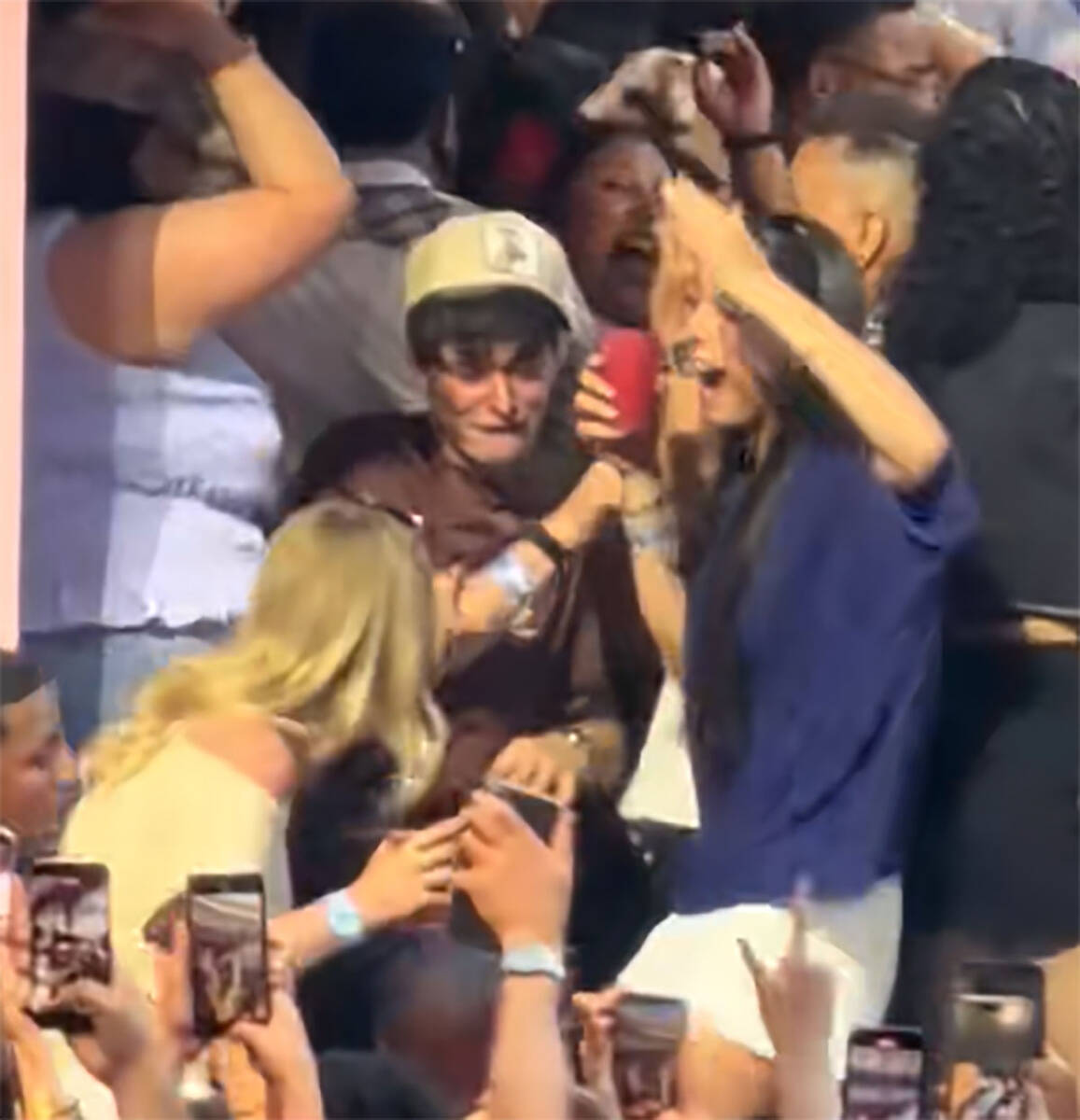 Bed Bani koncert Noa Šnep (3).jpg