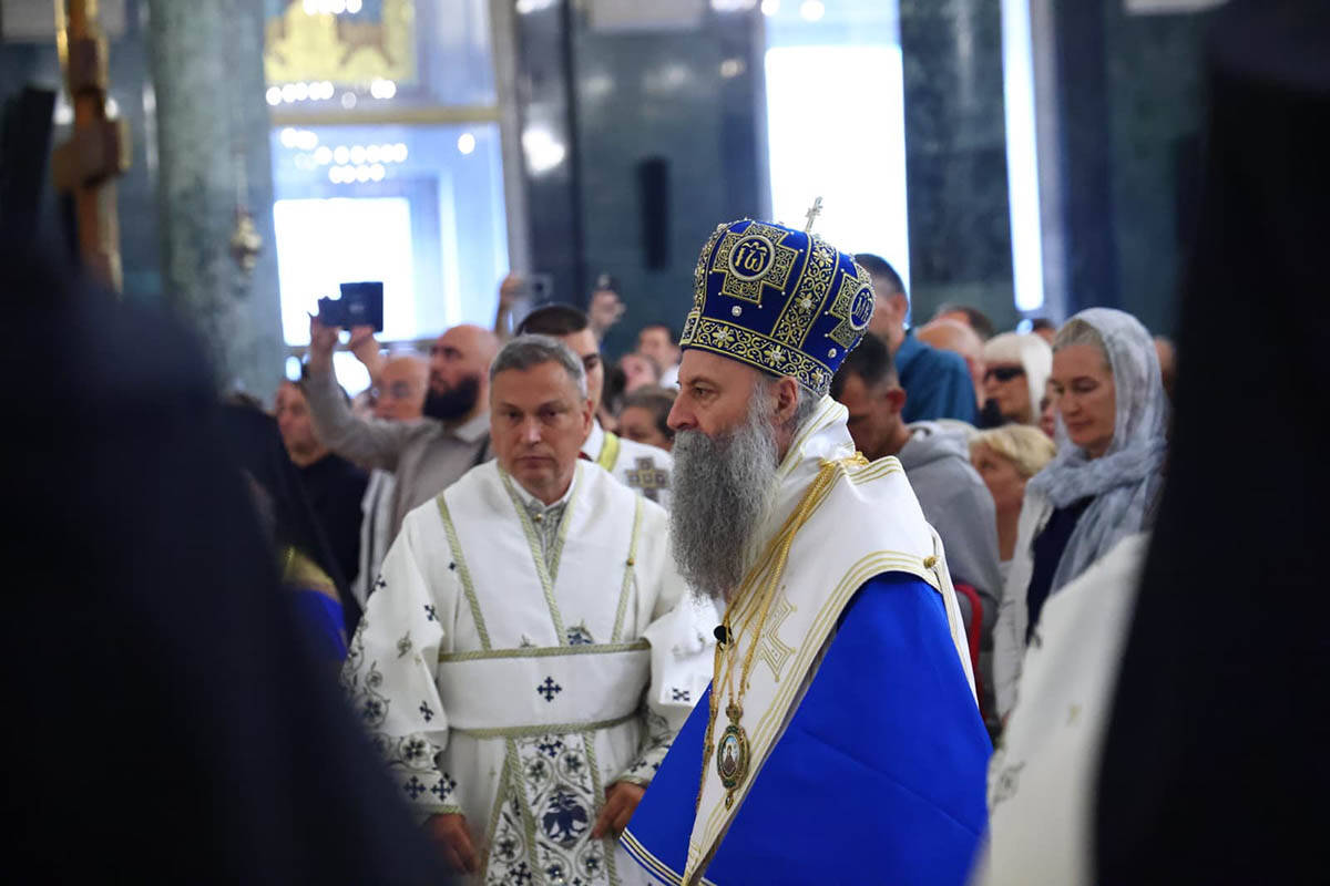 Ispraćaj Pojasa Presvete Bogorodice (5).jpg