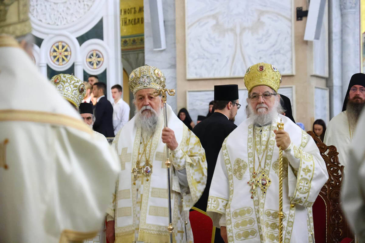 Ispraćaj Pojasa Presvete Bogorodice (11).jpg