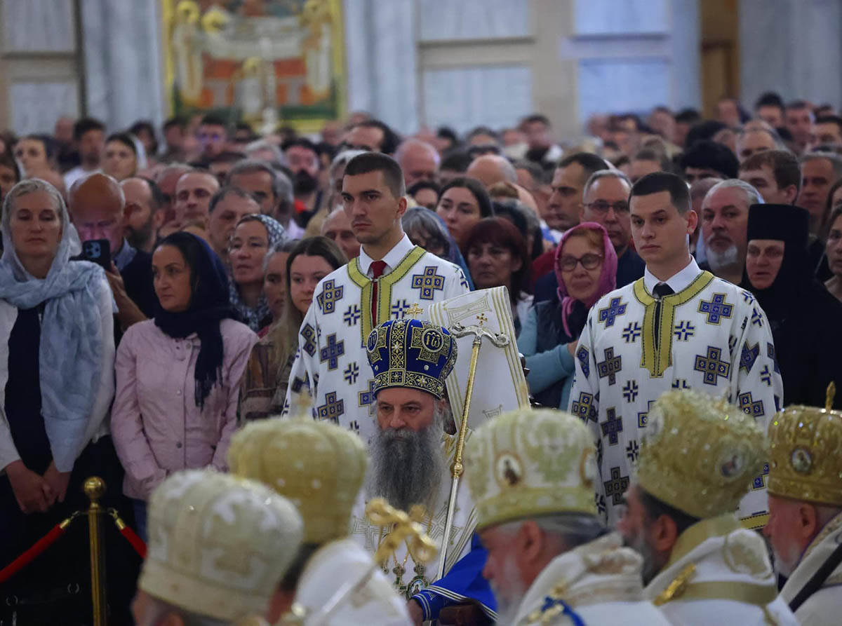 Ispraćaj Pojasa Presvete Bogorodice  (3).jpg
