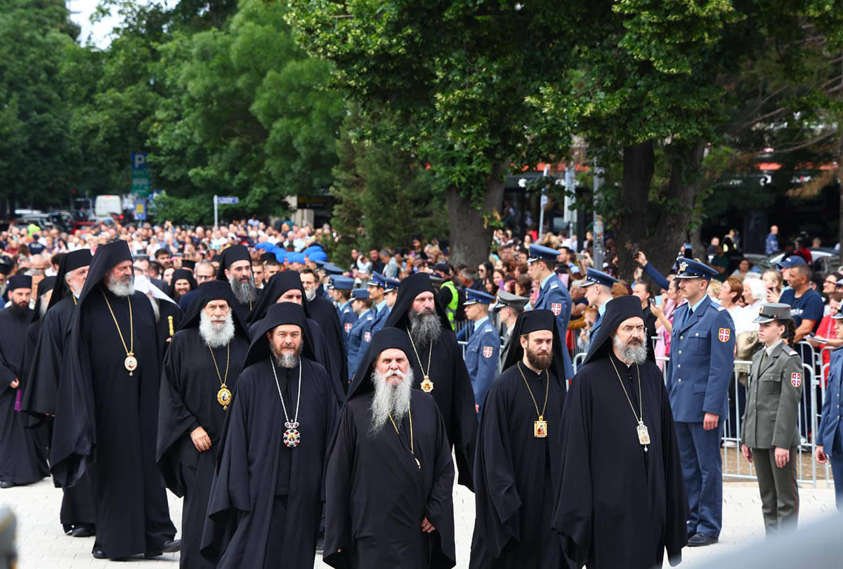 ispraćaj pojasa Presvete Bogorodice (4).jpg