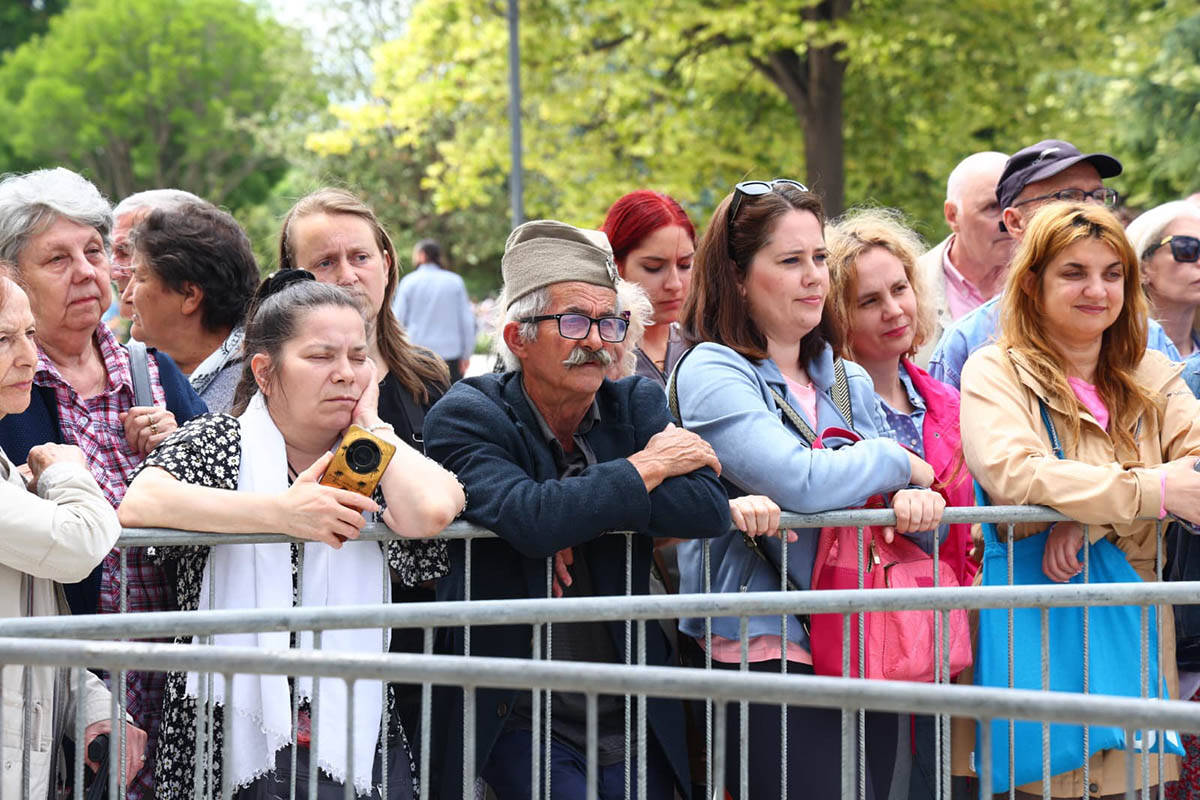 ispraćaj pojasa Presvete Bogorodice (7).jpg