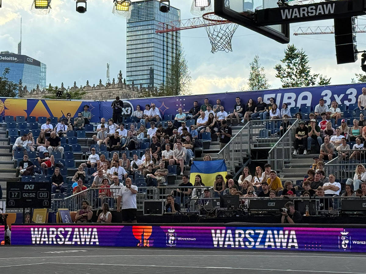 Atmosfera pred meč Srbije i Holandije 2.jpg