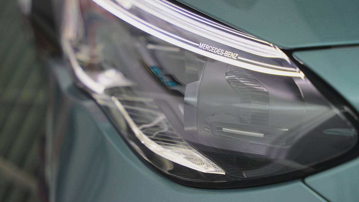 Čačanka Mina od luksuznih automobila pravi savršenstvo (6).jpg