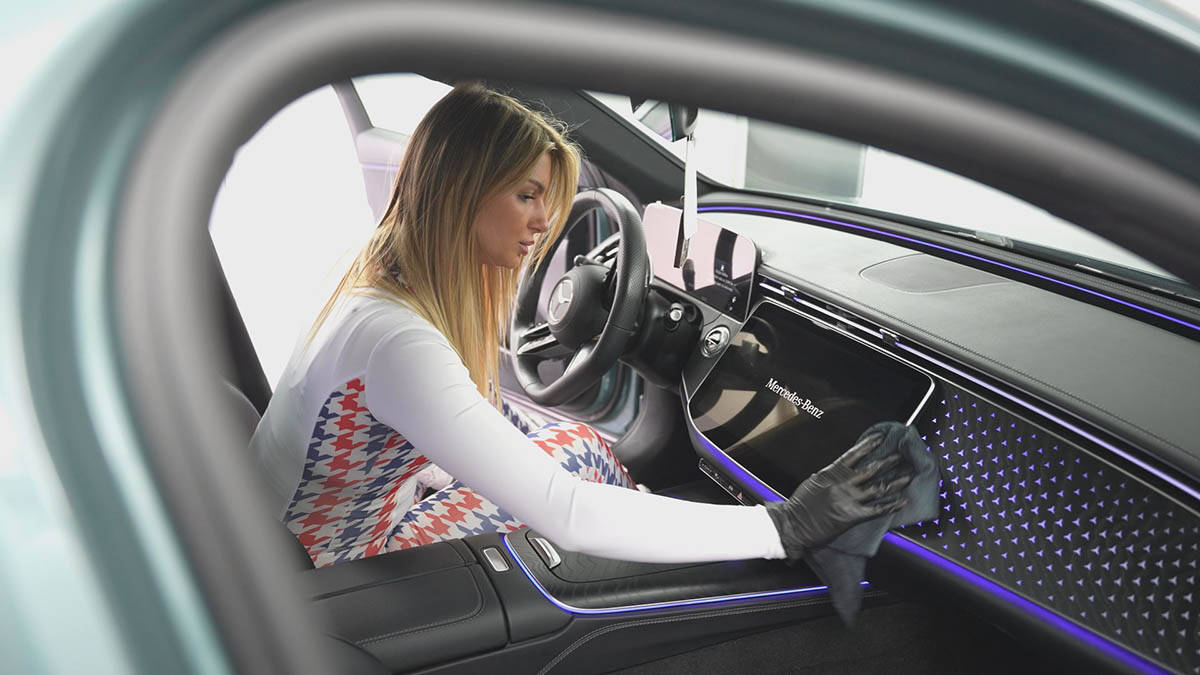 Čačanka Mina od luksuznih automobila pravi savršenstvo (8).jpg