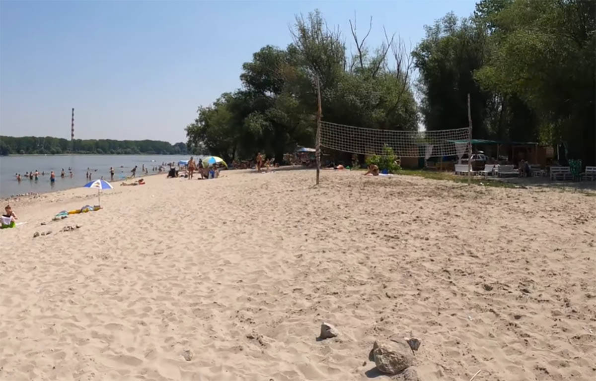 Plaža Oficirac u Novom Sadu (2).jpg