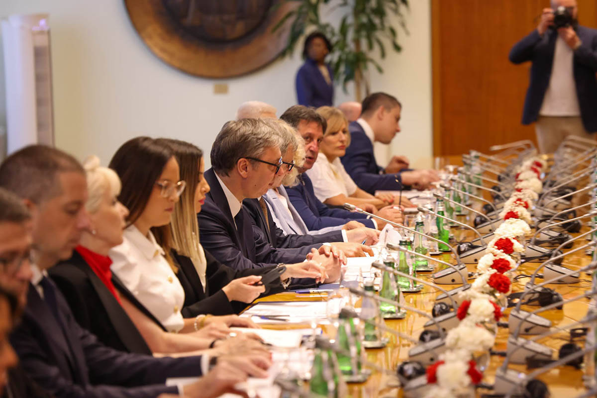 Delegacija Srbije i Angole (11).jpg