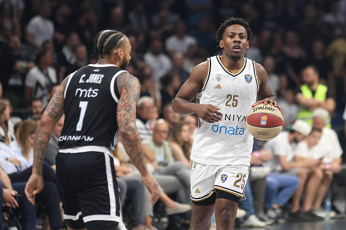 Partizan - Dubai (9).jpg
