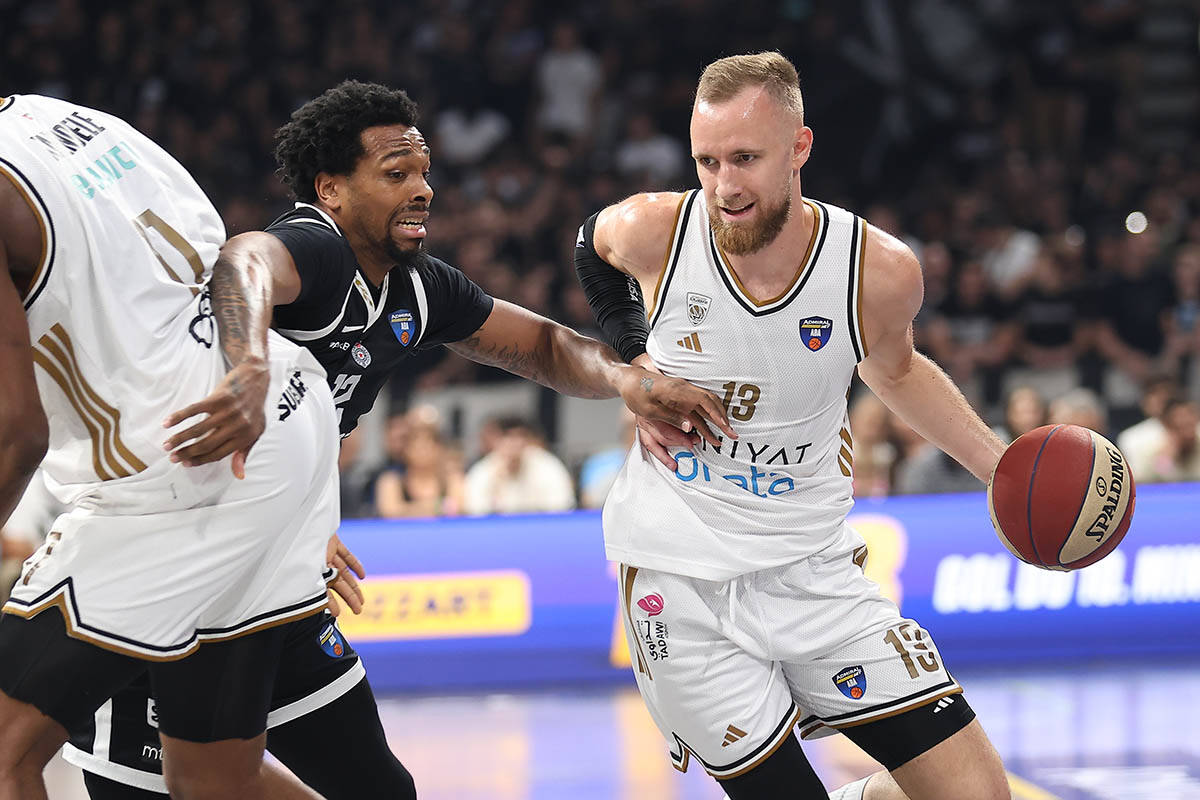 Partizan - Dubai (12).jpg