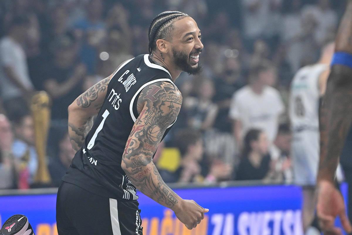 Dubai - Partizan (19).jpg