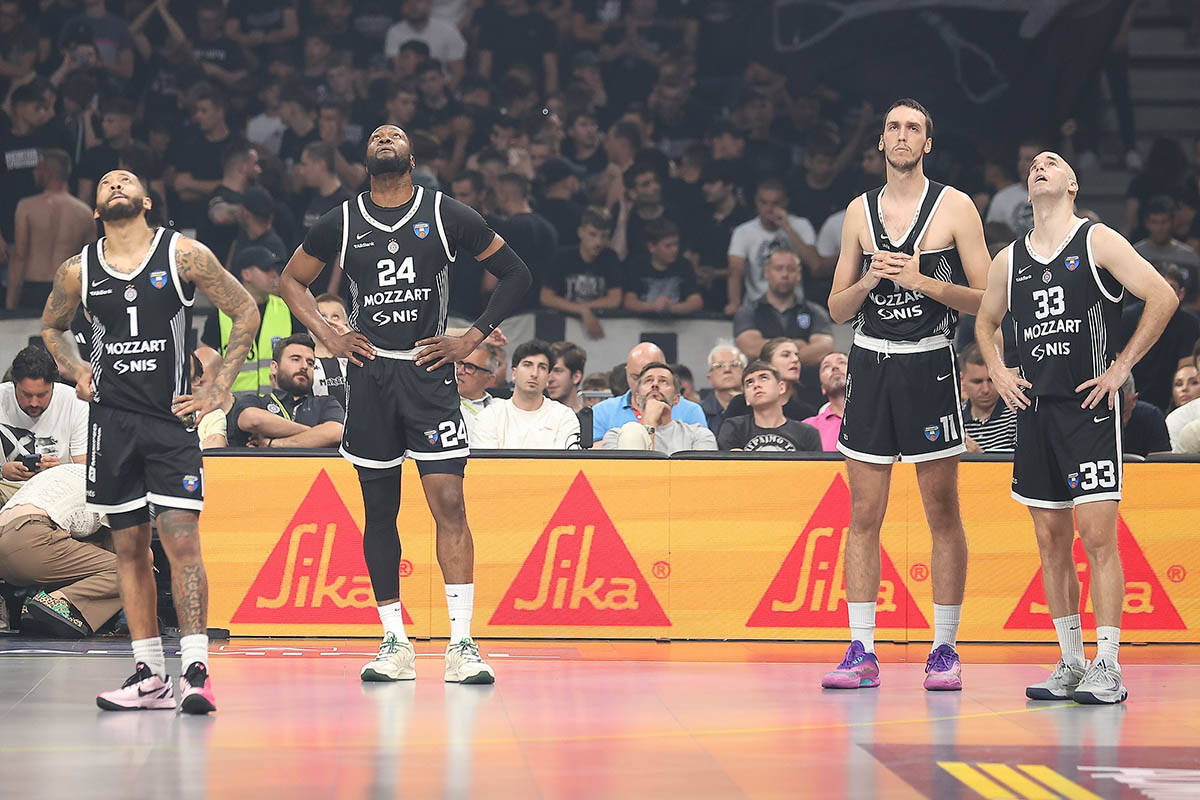 Dubai vs Partizan (6).jpg