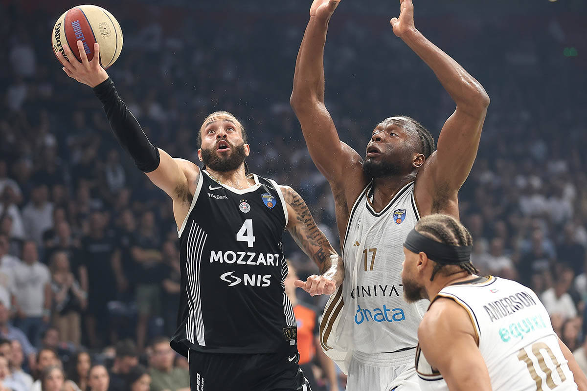Dubai vs Partizan (14).jpg