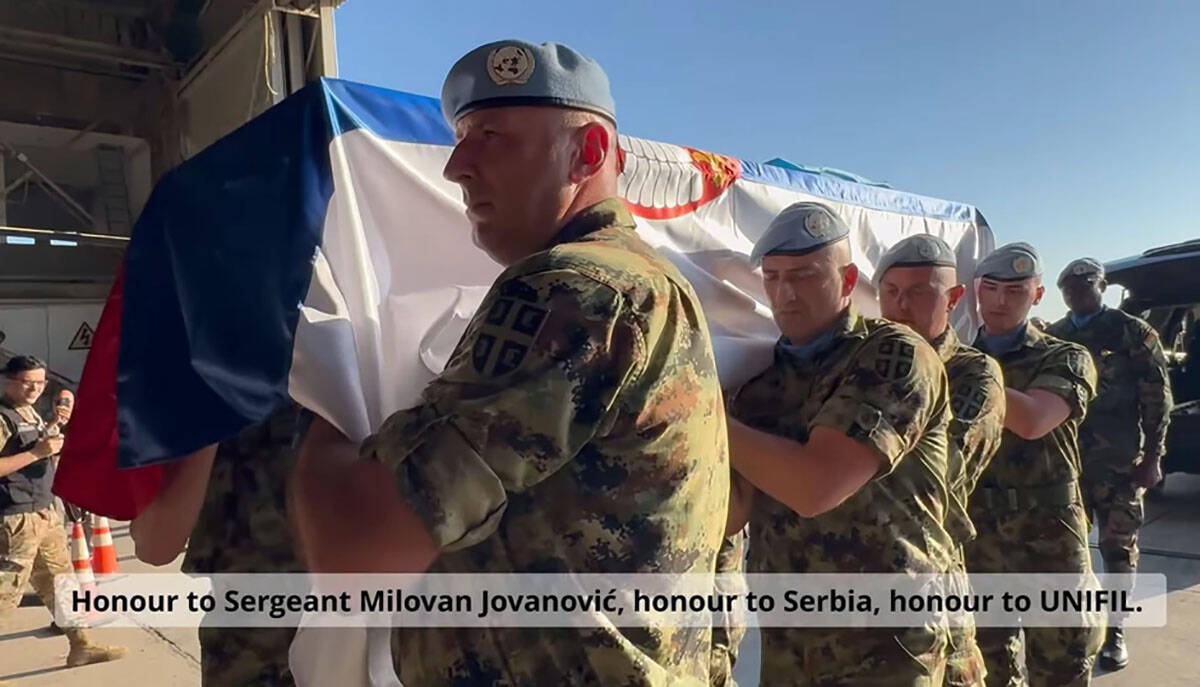 Sahranjen vojnik Milovan Jovanović (8).jpg