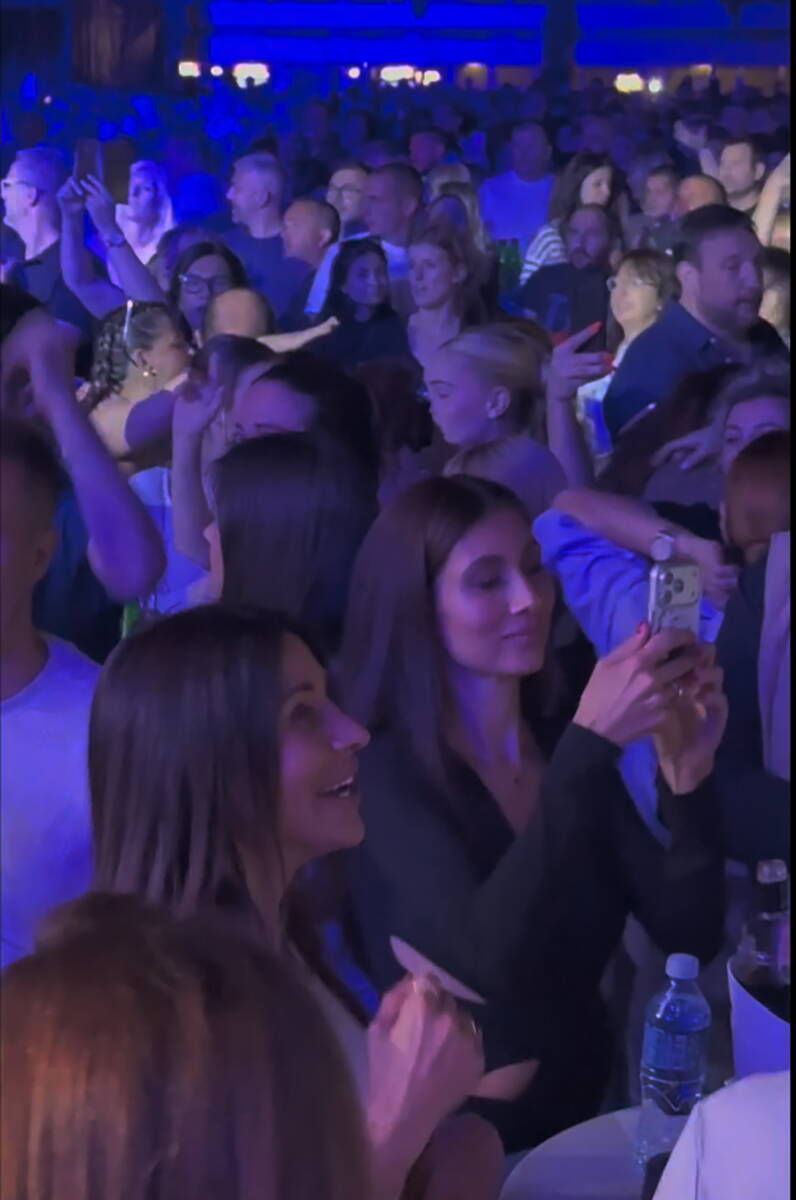 Bivša manekenka Bojana Rajić na devedesetima u Beogradu (1).png