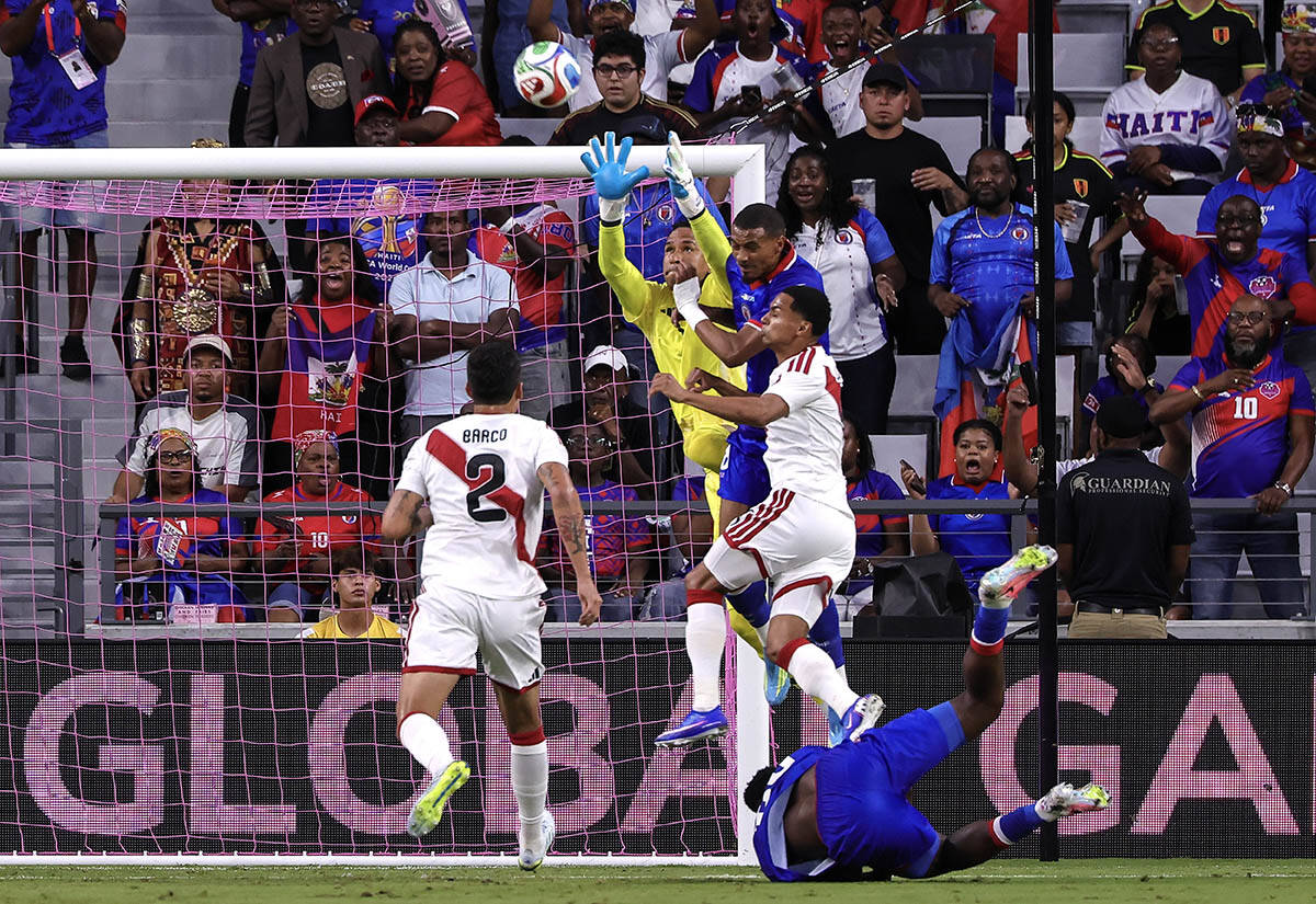 Haiti - Peru4.jpg