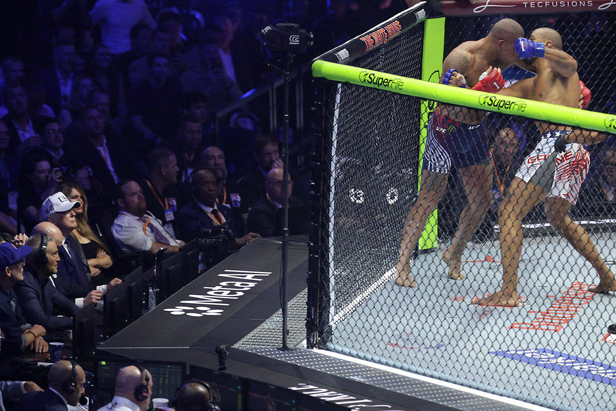 Donald Tramp i Melanija Tramp na UFC250 (6).jpg
