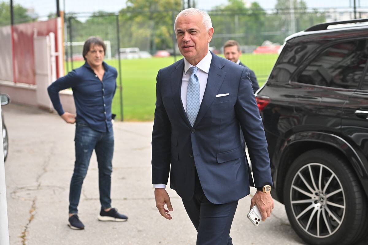 Crvena zvezda počela pripreme 26 27 (5).JPG