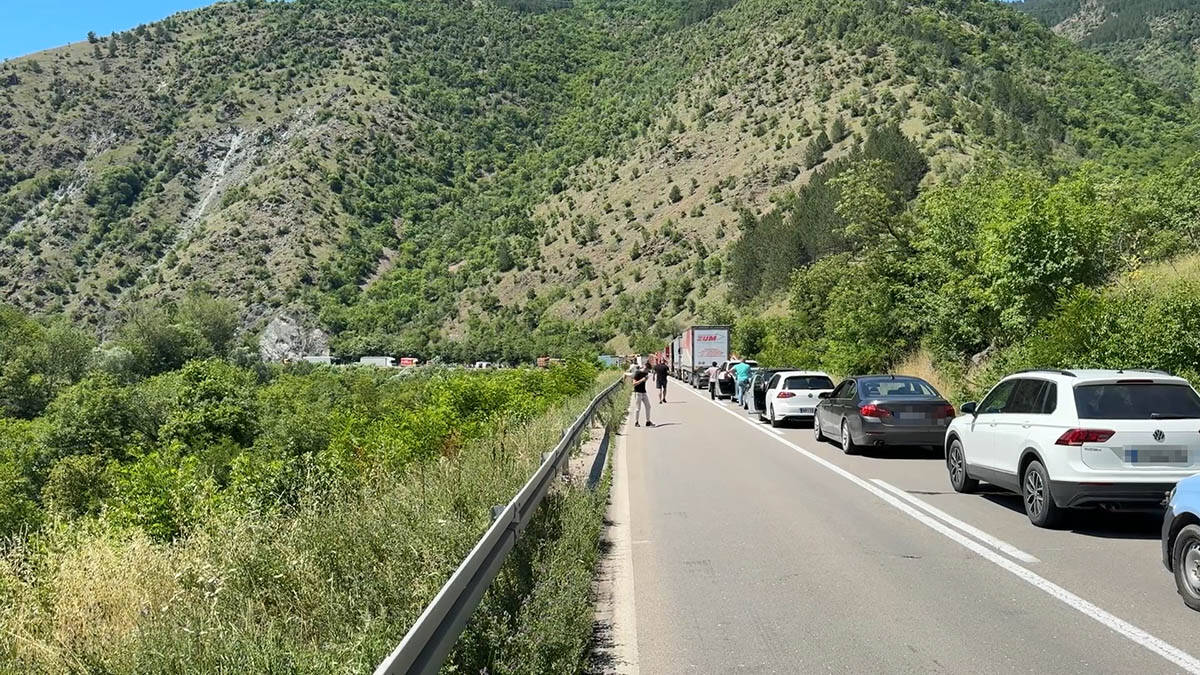 Težak udes na Ibarskoj magistrali (6).jpg