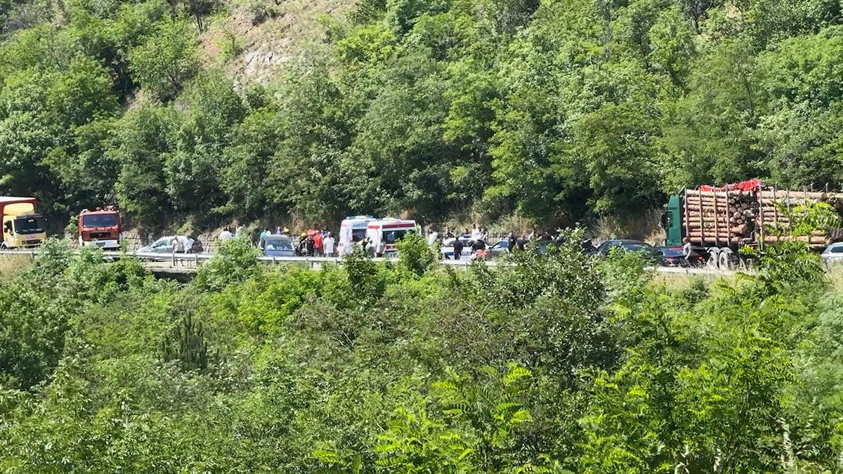 Težak udes na Ibarskoj magistrali (10).jpg