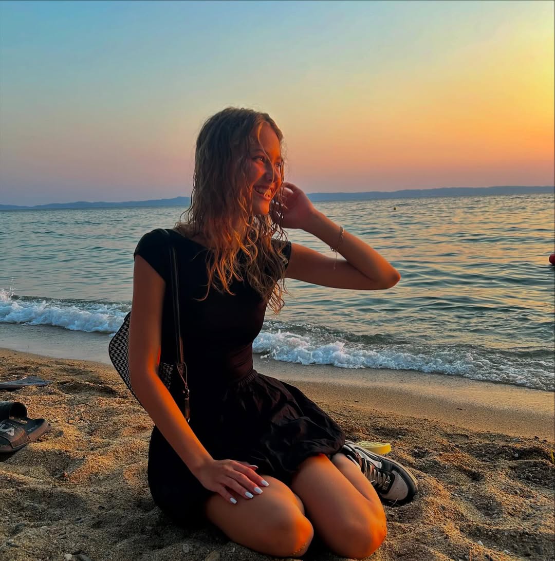 ☀️🖤.jpg