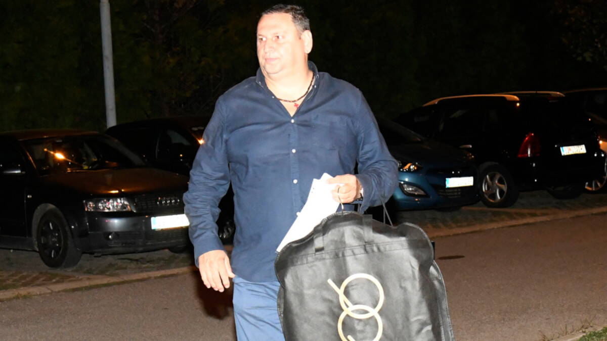 Taki Marinković naslovna.jpg