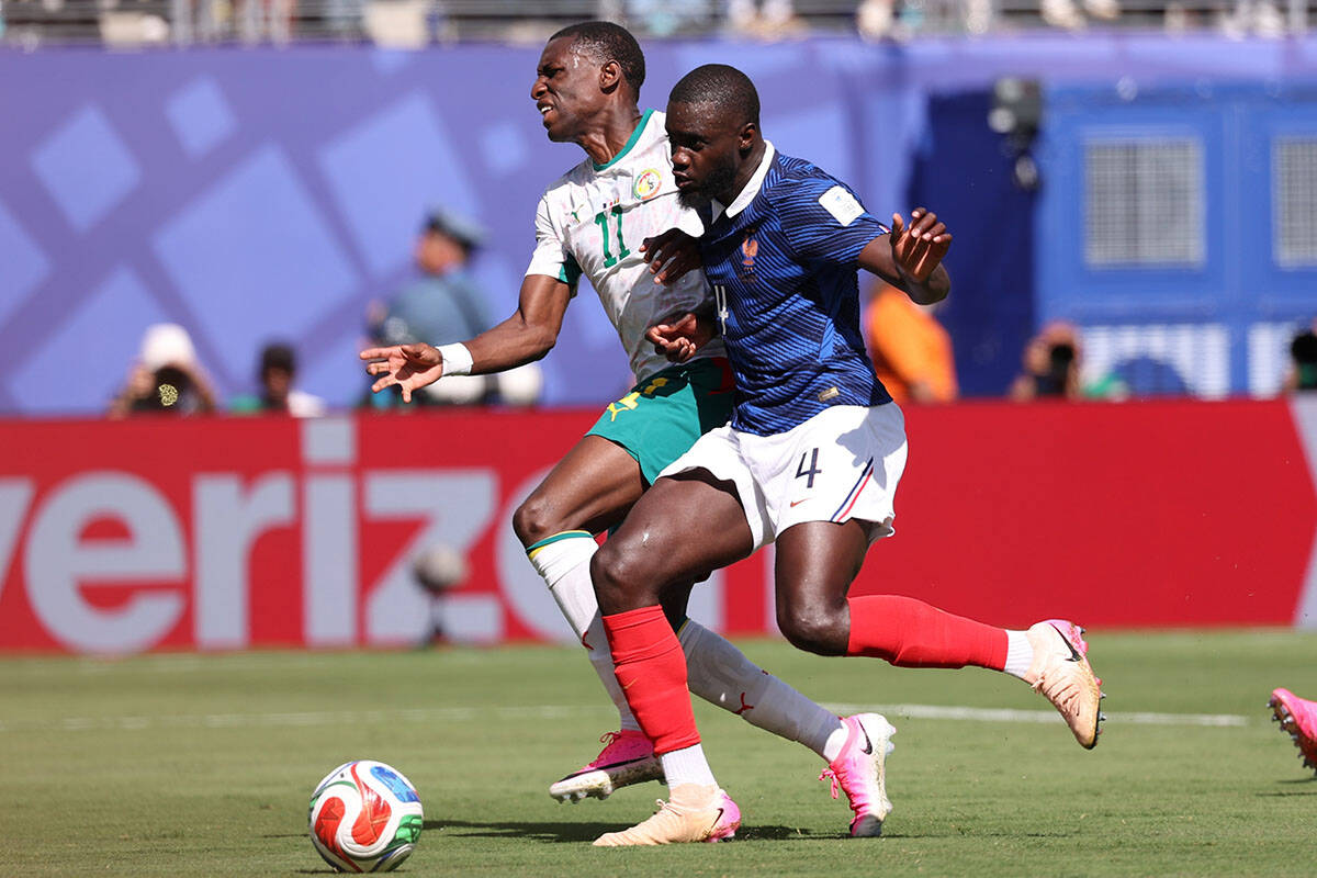 Francuska - Senegal (3).jpg