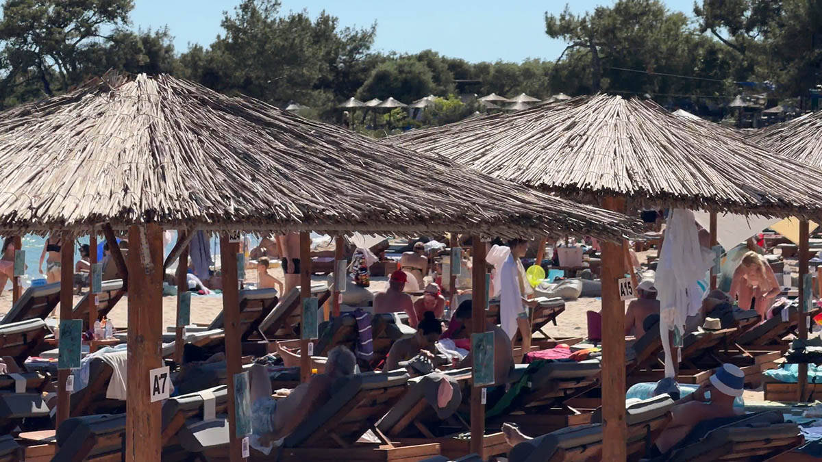 Plaža Psili Amos