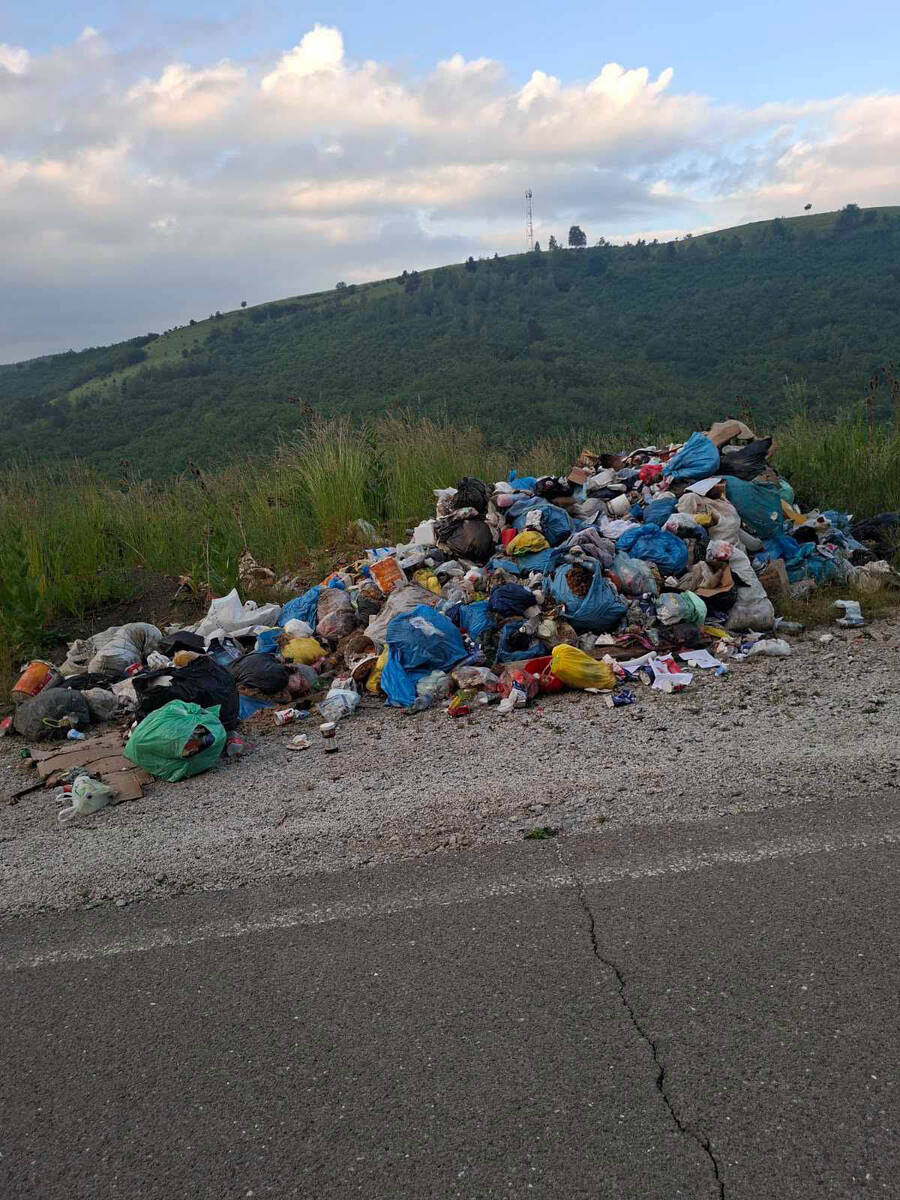 Deponije u Sjenici (2).jpg