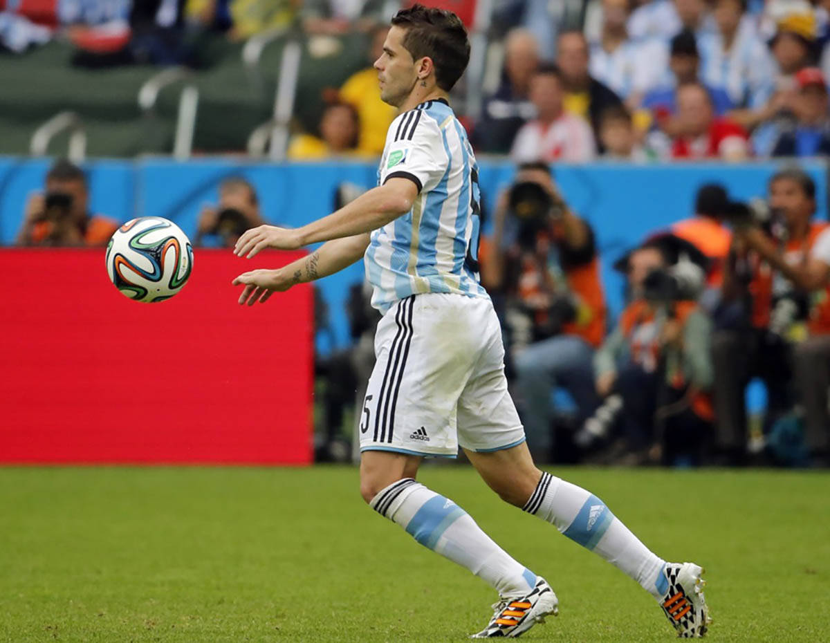 Fernando Gago (3).jpg