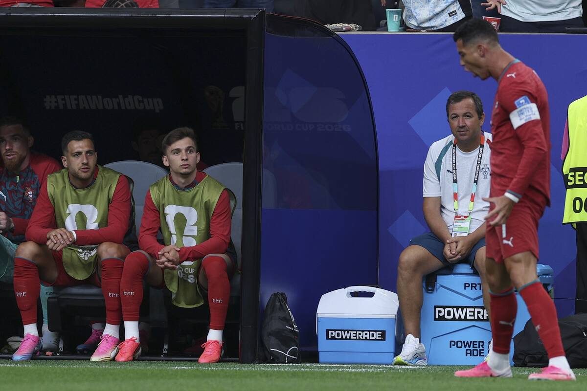 Uzbekistan - Portugal (1).jpg