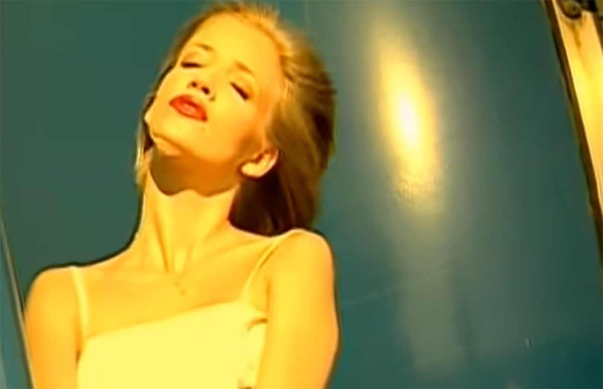 Jelena Rozga Magazin (3).png